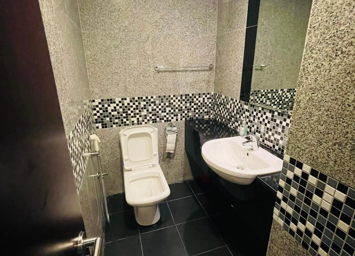 Stylish Fairview Stay In Business Bay Canal View Marasi Drive Dubaj 0*,  Spojené arabské emiráty