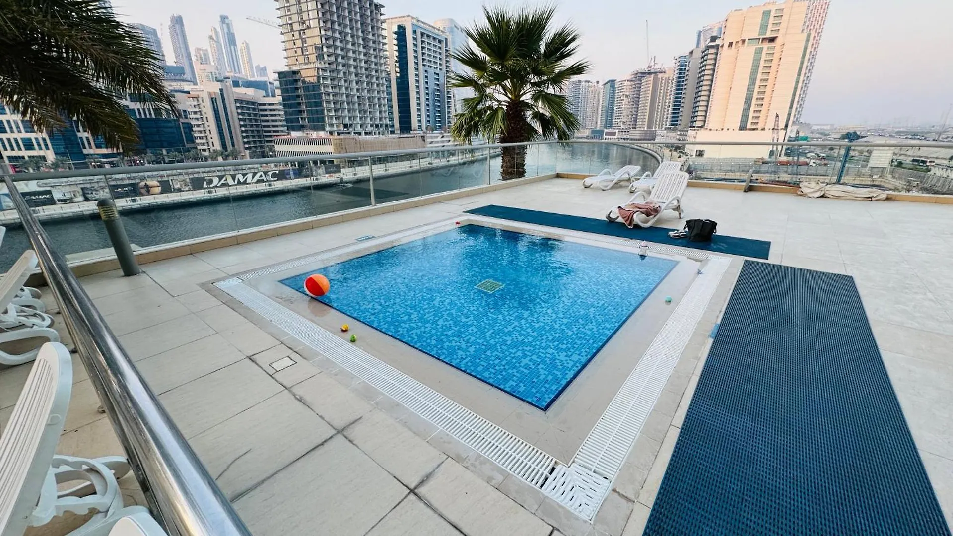 Appartement Stylish Fairview Stay In Business Bay Canal View Marasi Drive Dubai
