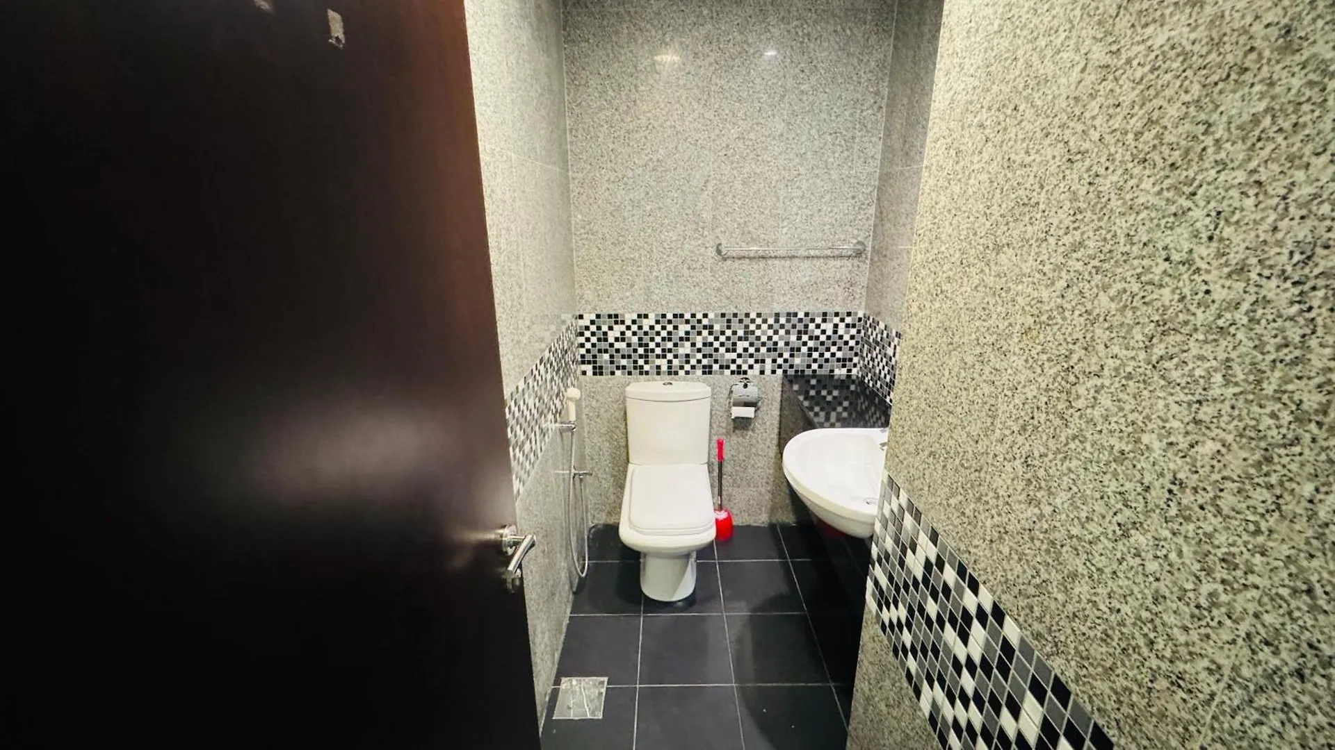 Stylish Fairview Stay In Business Bay Canal View Marasi Drive Dubai Appartement